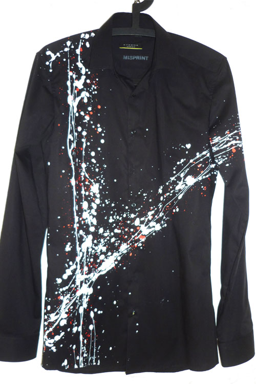 misprint hemd in schwarz mit spritzern. jackson Pollocks style